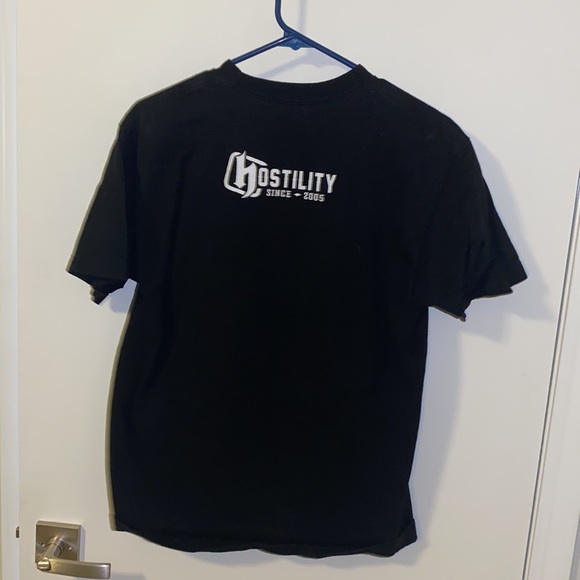 Black and white hostility fast lane living shirt - Picture 3 of 3